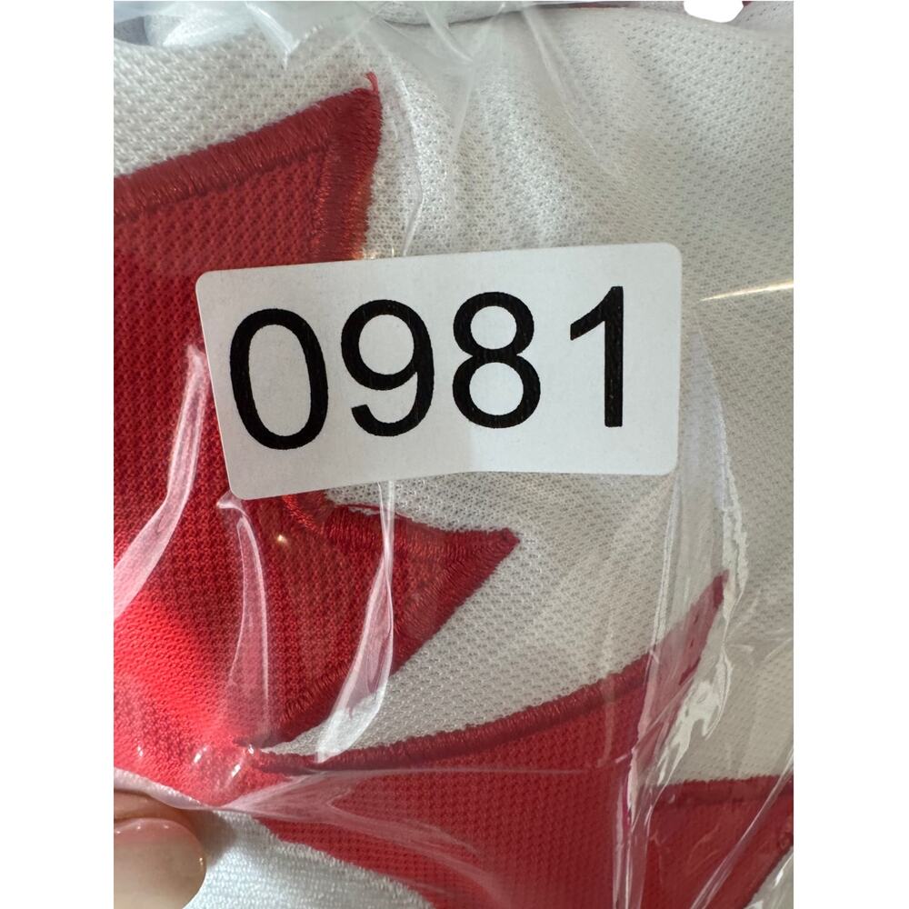 VTG Sogo Team Canada Ice Hockey Jersey Men's L White Red Original Embroidered - Picture 14 of 14
